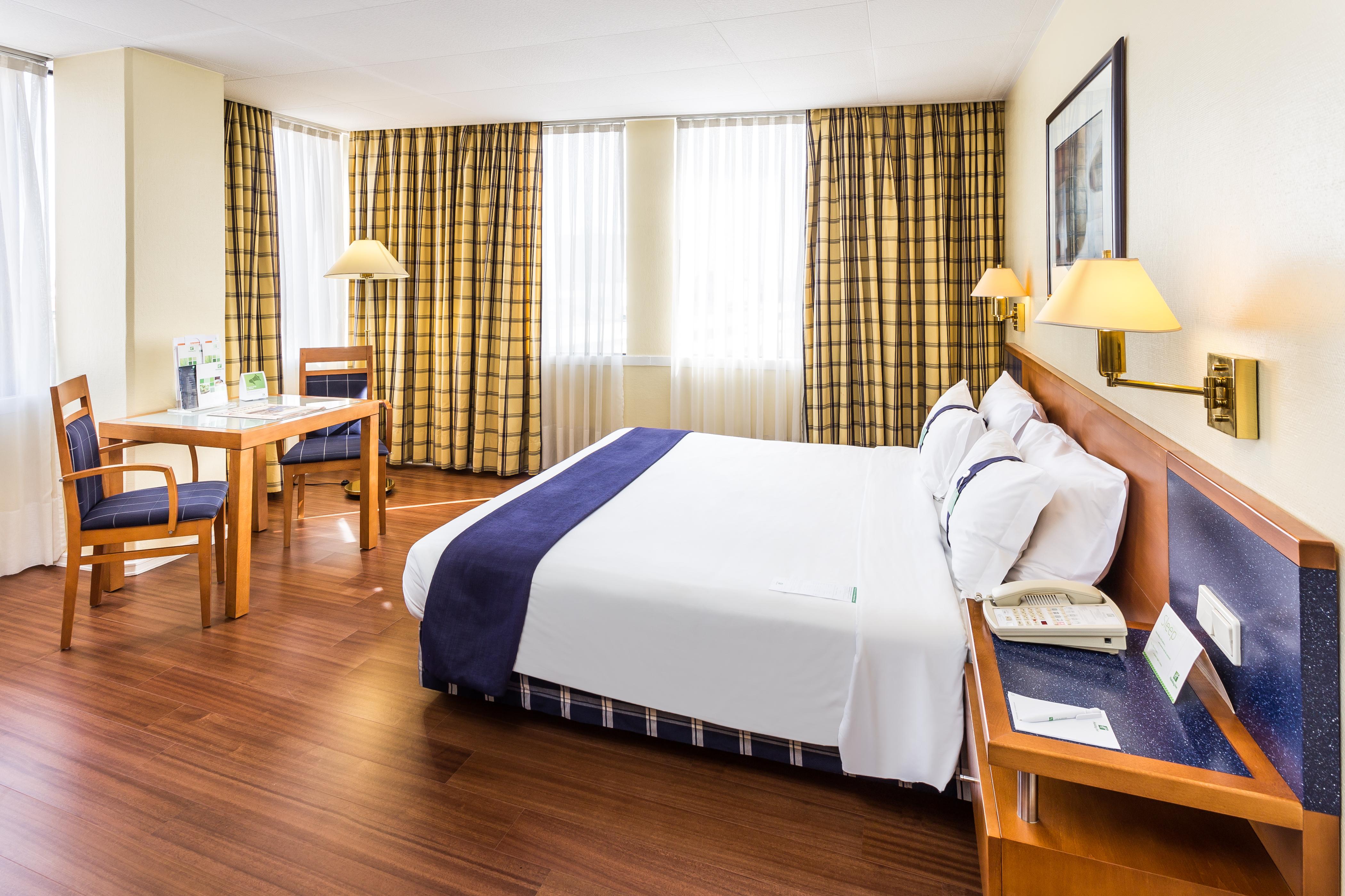 Hotel By Ihg 4*