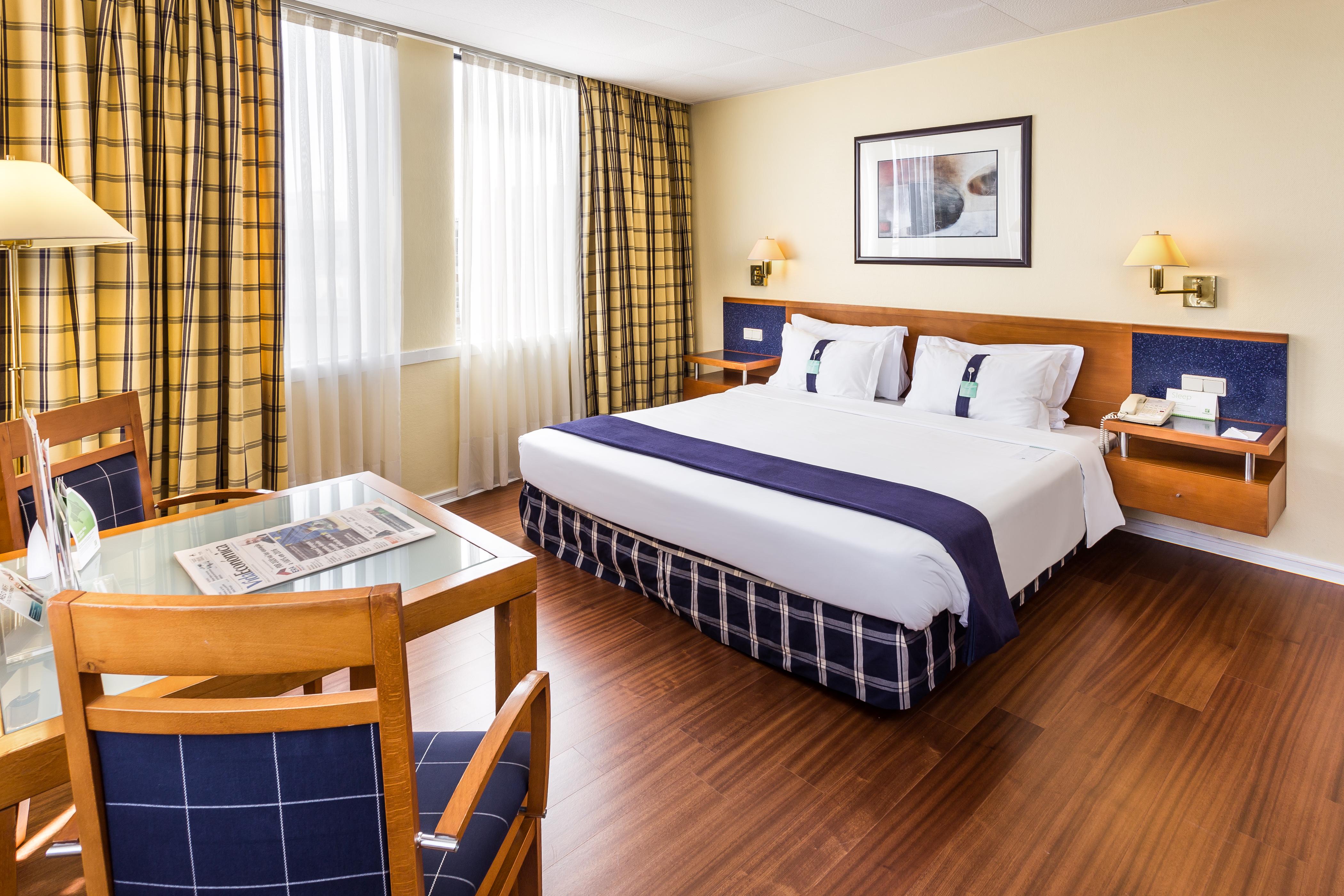 Hotel By Ihg
