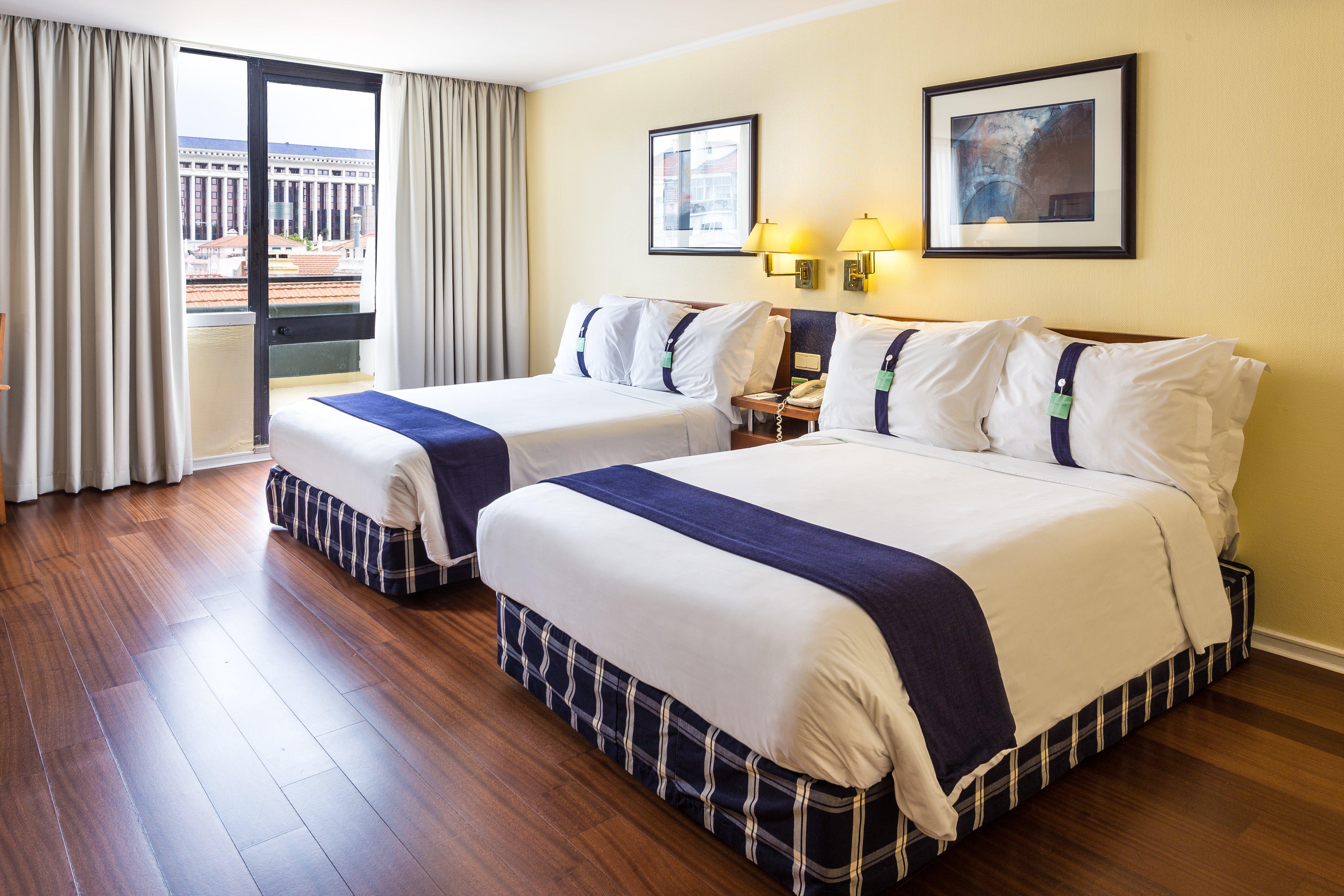 By Ihg