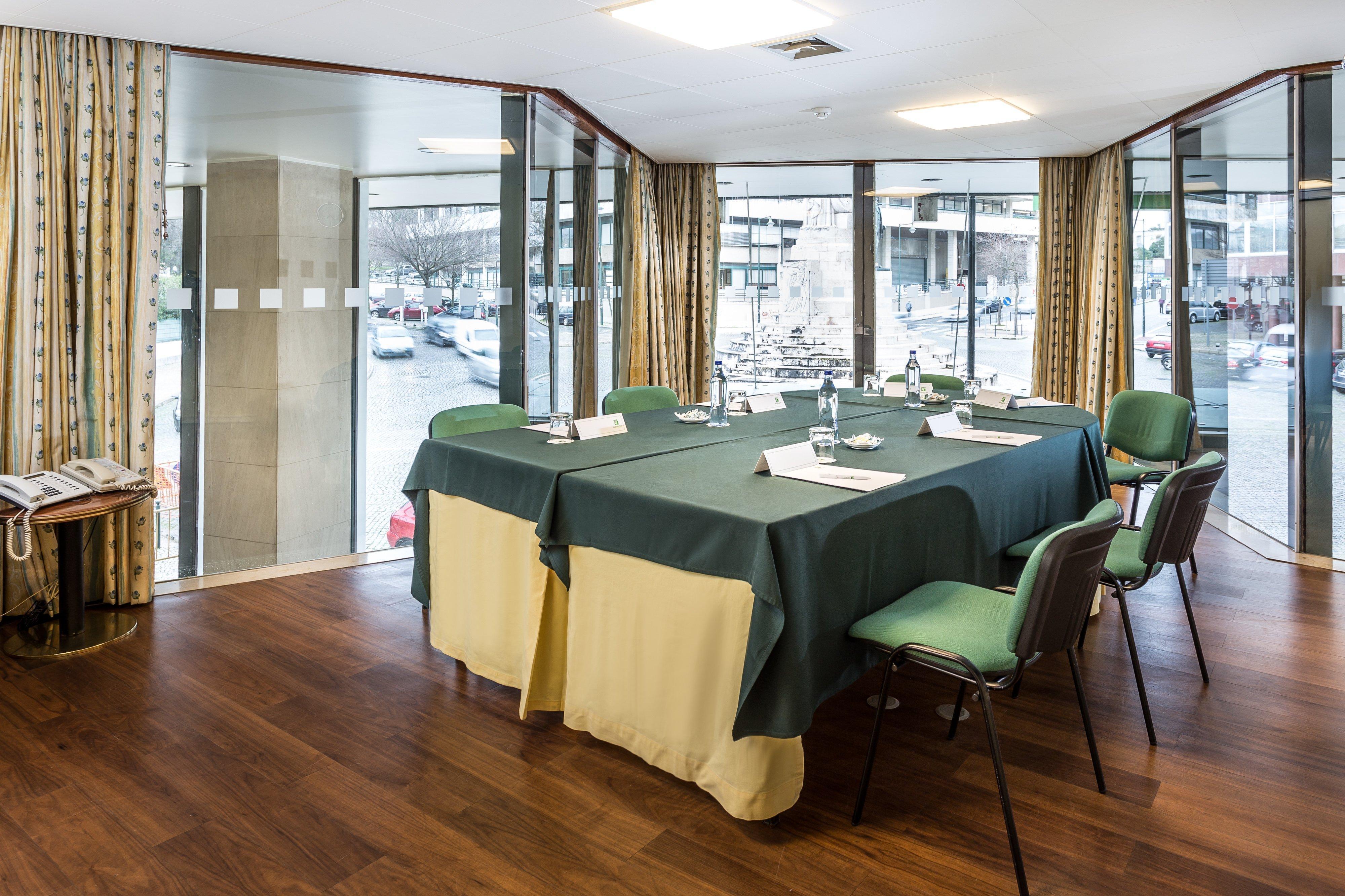 Hotel By Ihg 4*