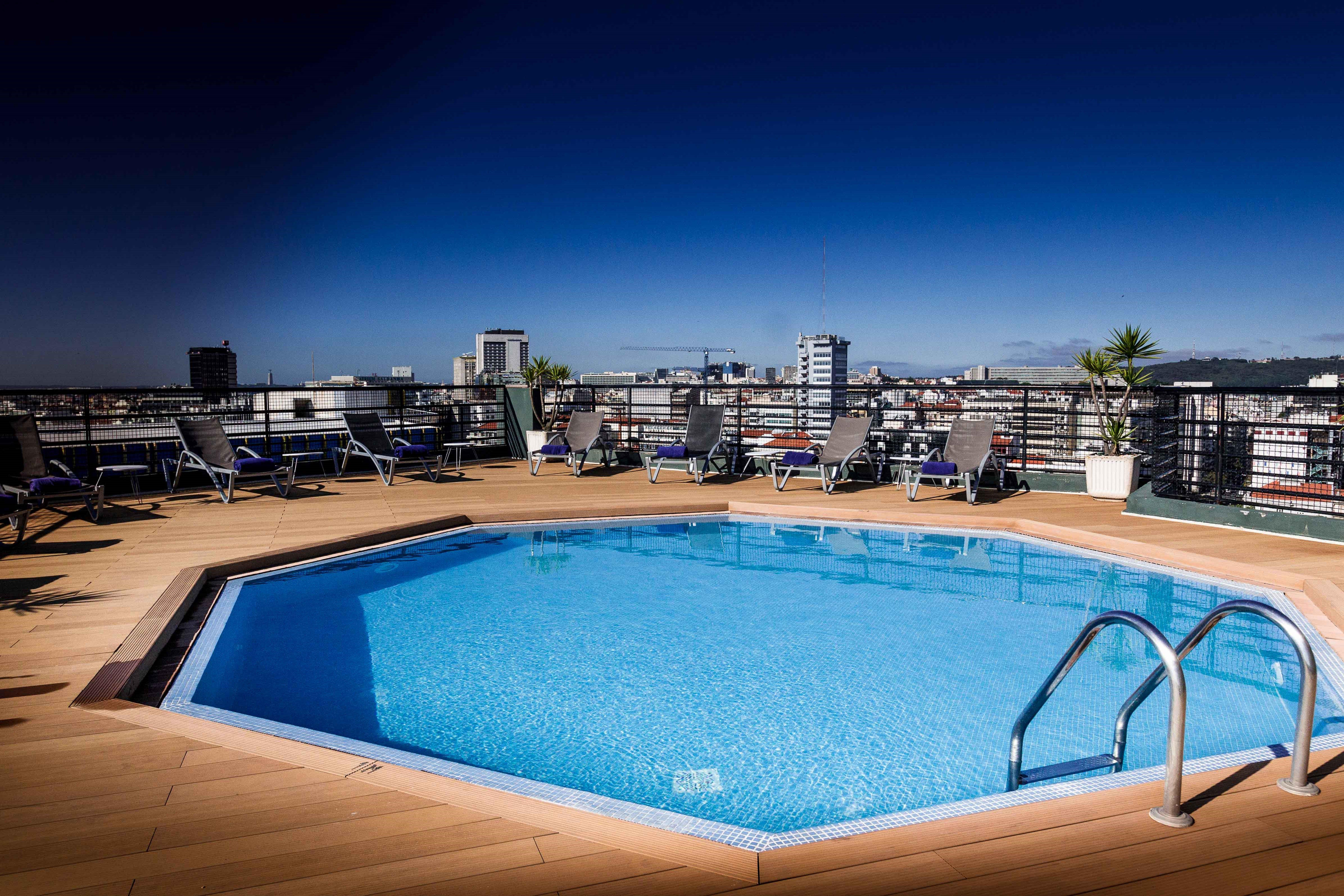 By Ihg 4*