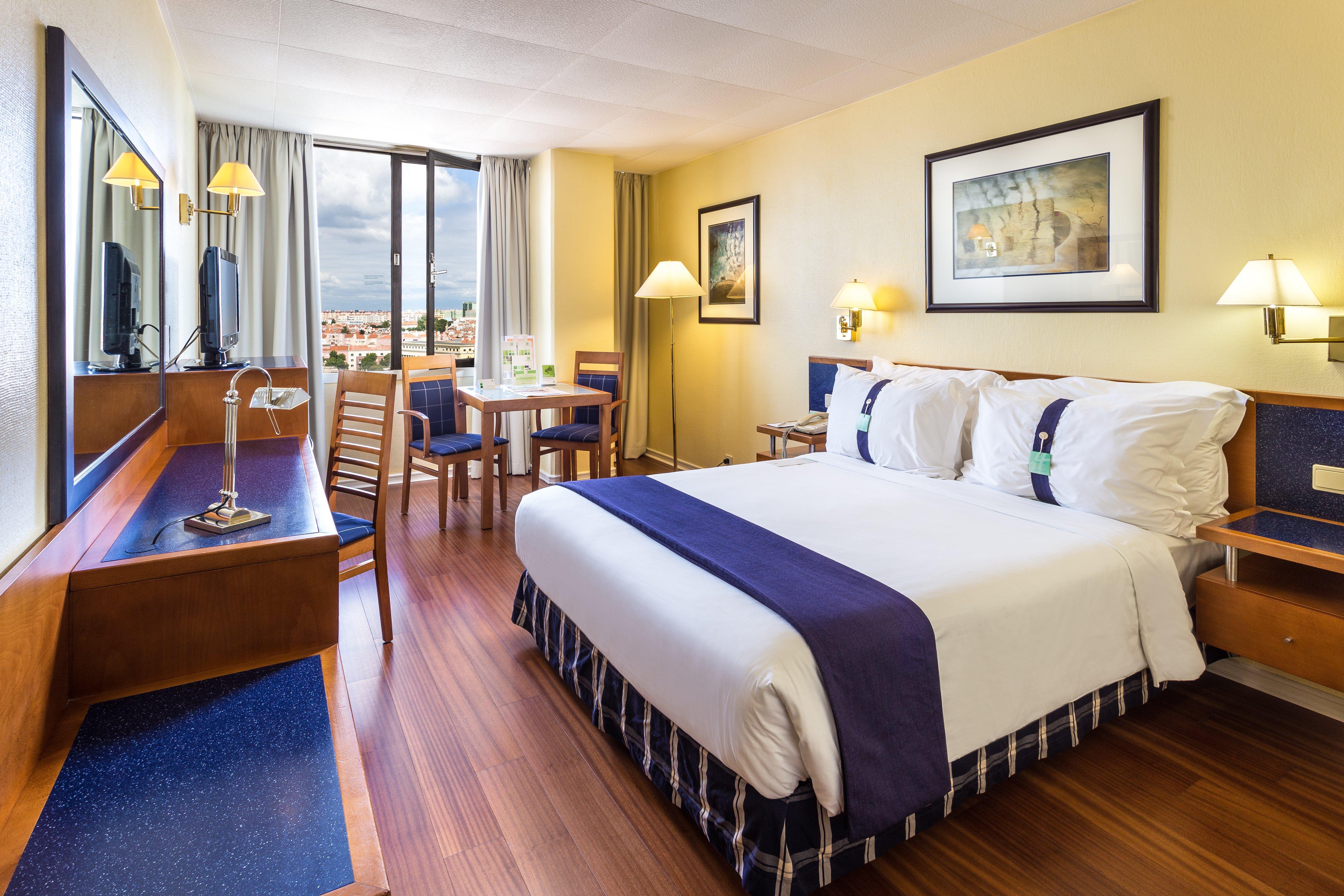 Hotel By Ihg 4*
